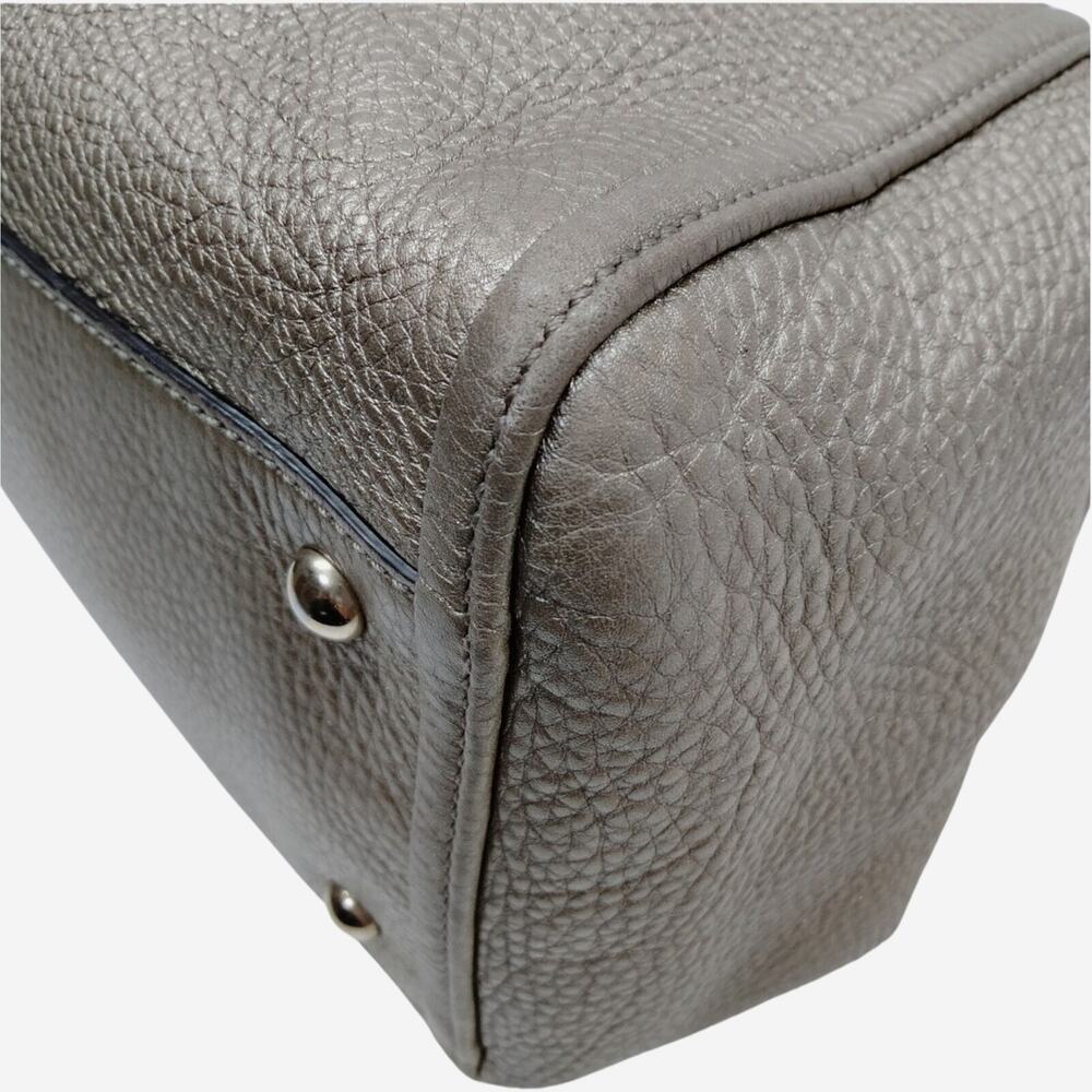 Gucci Bronze Soho Shoulder Bag in Pebbled Leather - Picture 6 of 9